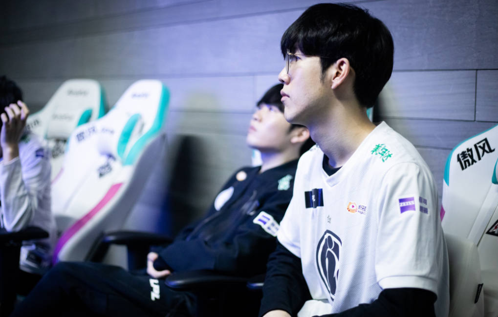 瓦奇的责任 瓦奇的责任