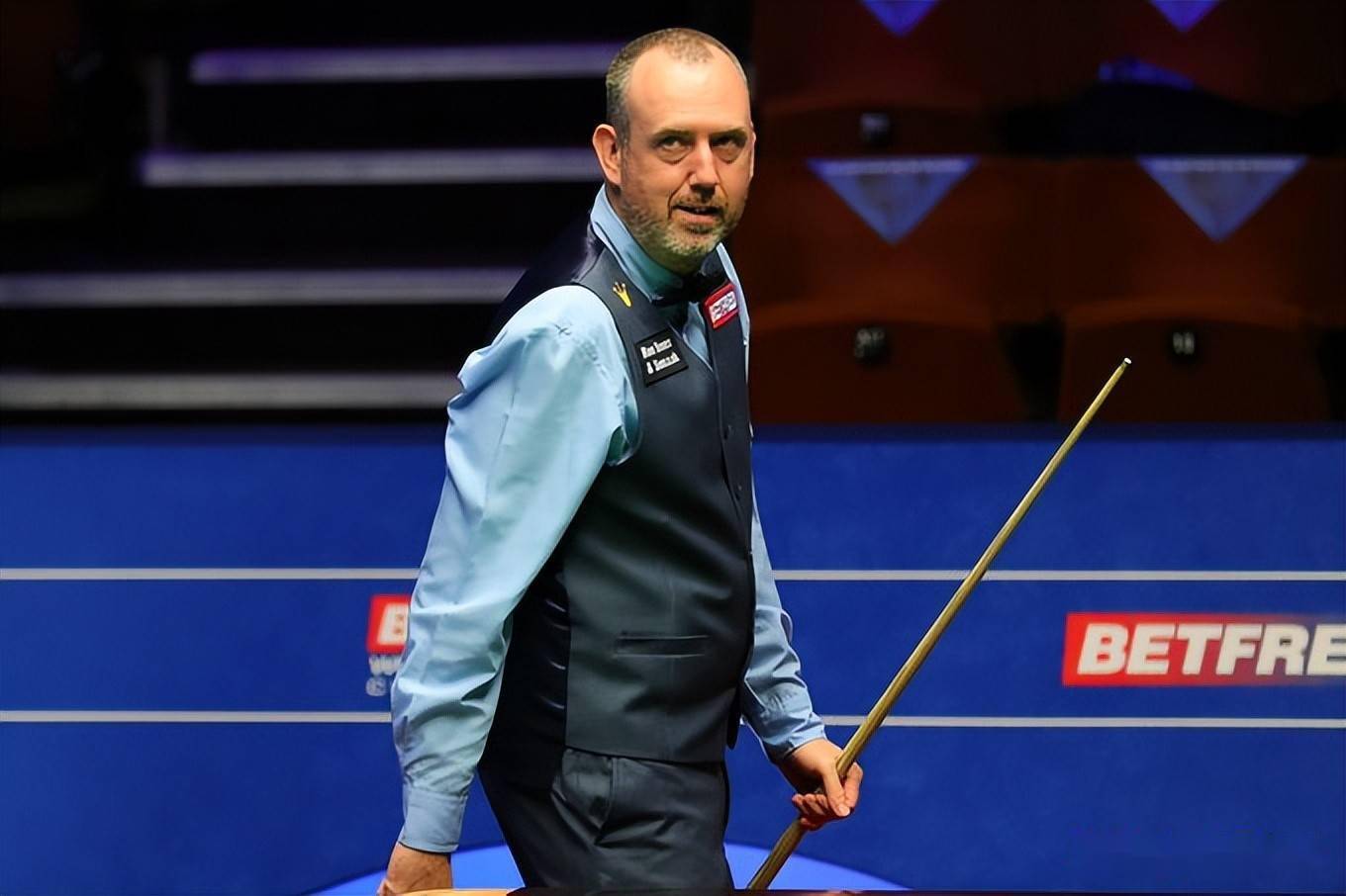 对于她的职 对于她的职