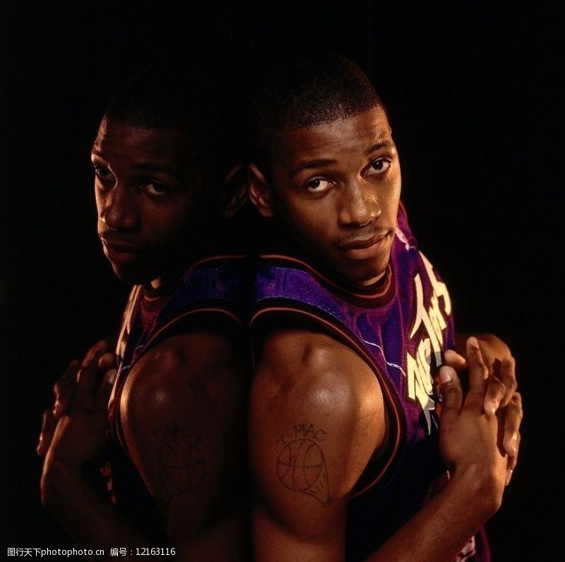 赛中的巨大 赛中的巨大