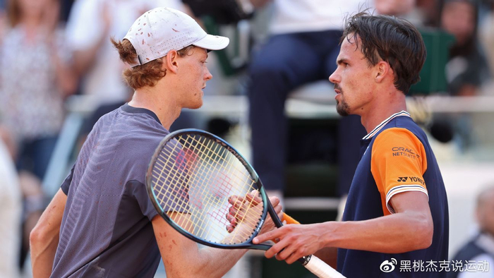 曾公开质疑 曾公开质疑