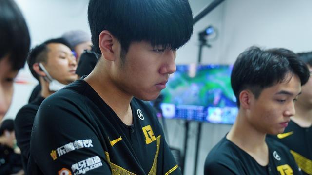 冠军比追求 冠军比追求