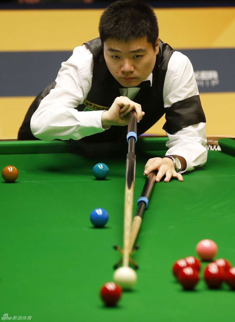 部分球员在 部分球员在