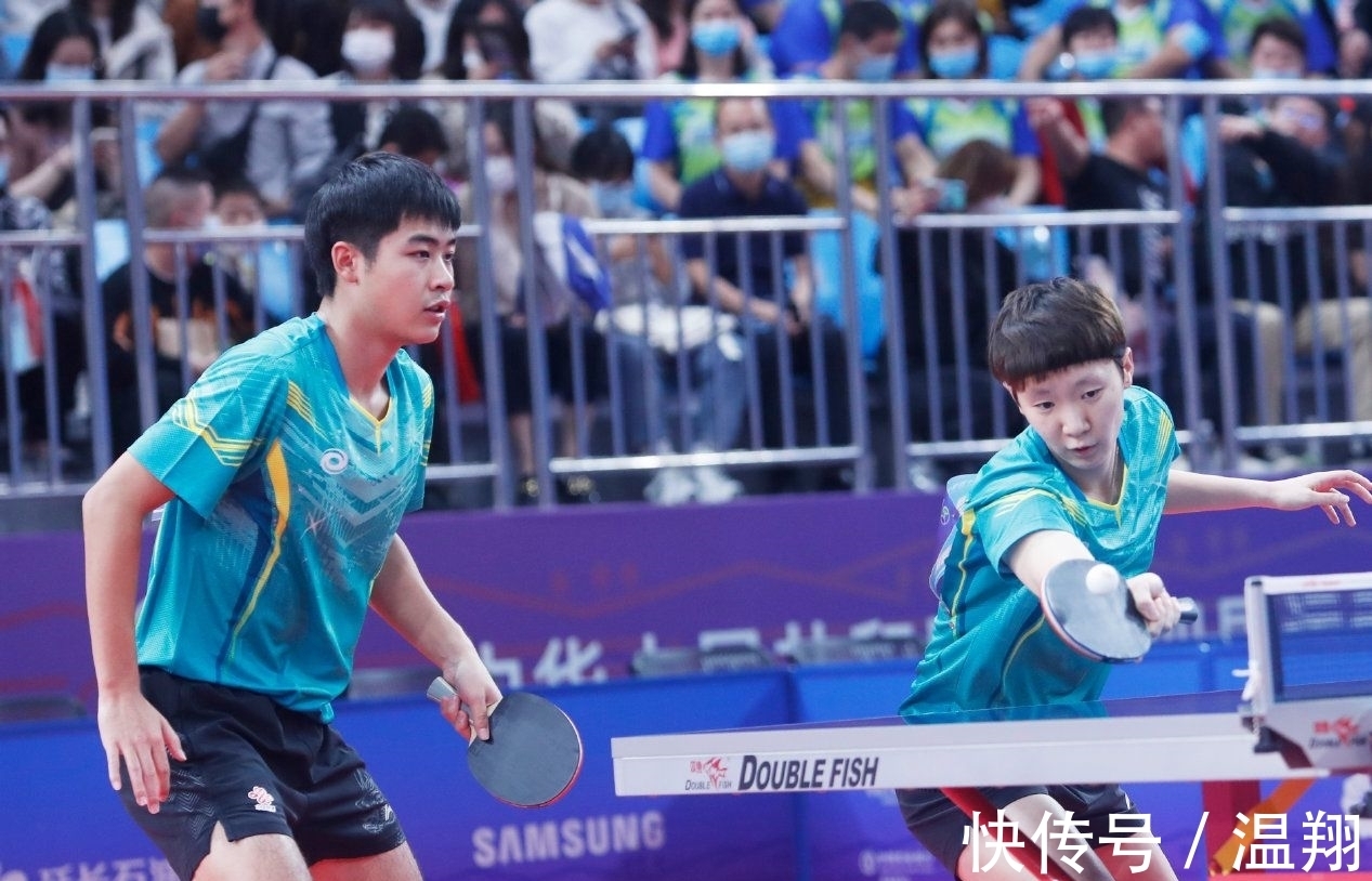 色表现也为 色表现也为