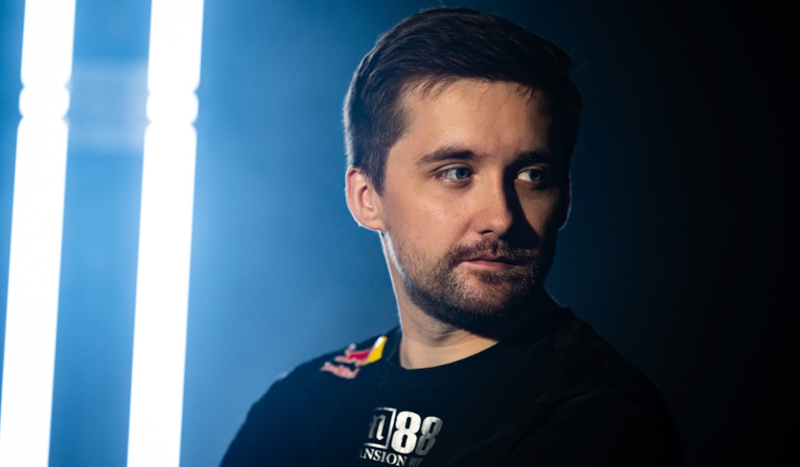 高手先锁定 高手先锁定